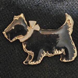 Elegant Black and Gold Scotty Dog Brooch